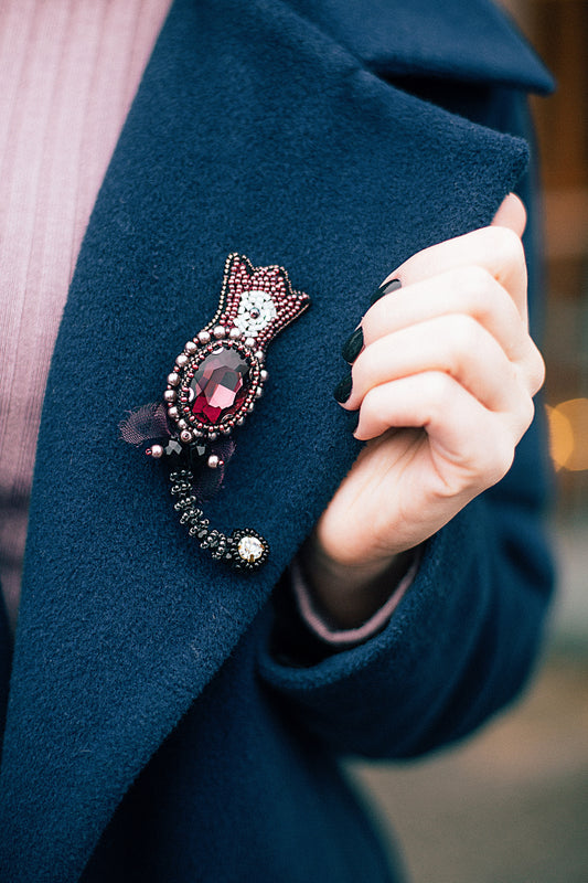 How to choose jewelry for an outfit