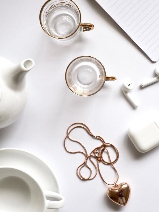 How to clean antique jewelry